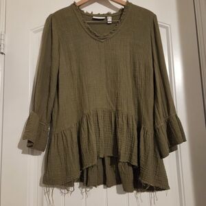 Canyon Retreat V-Neck Flounce Raw Hem Hem Blouse Olive Green